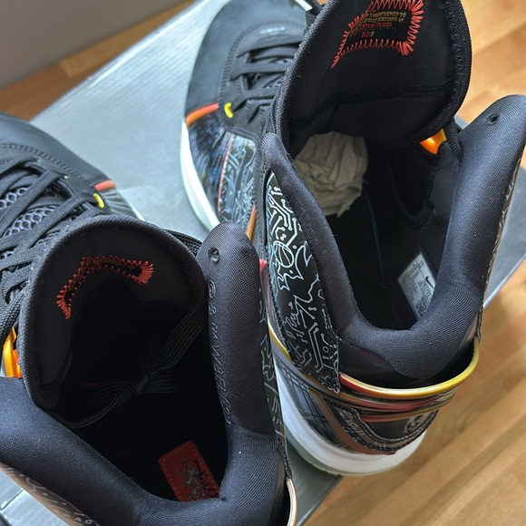 Nike Lebron Space Jams - Picture 4 of 6